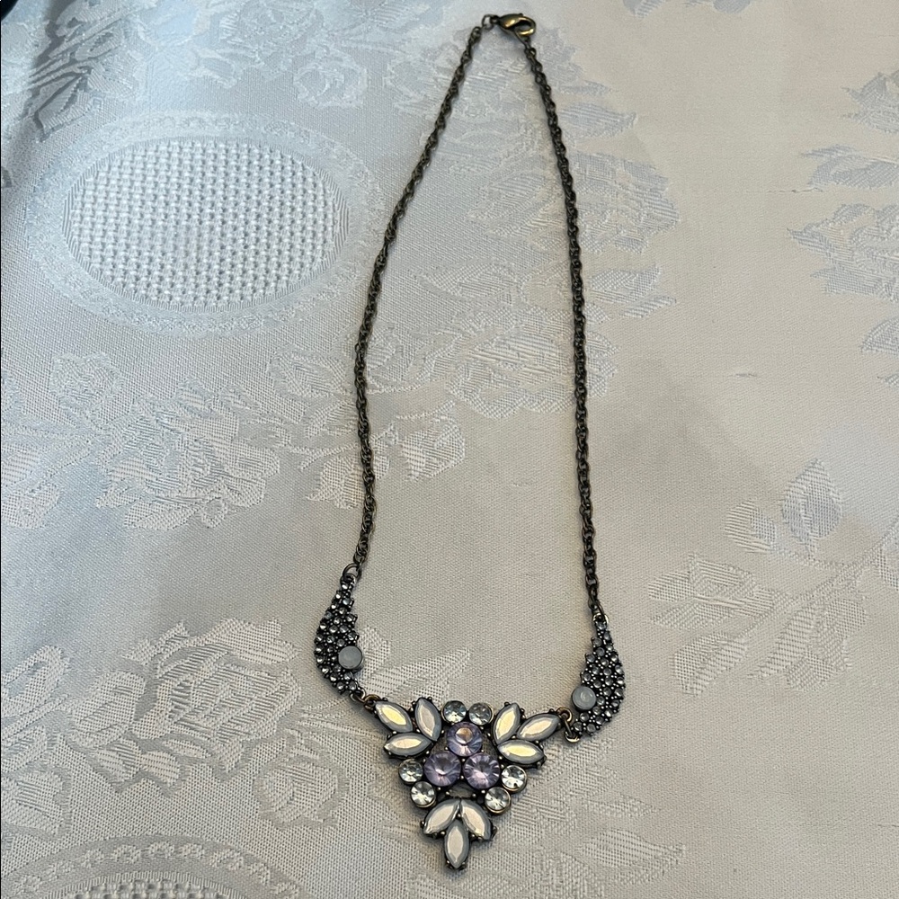 Elegant Purple and Silver Necklace